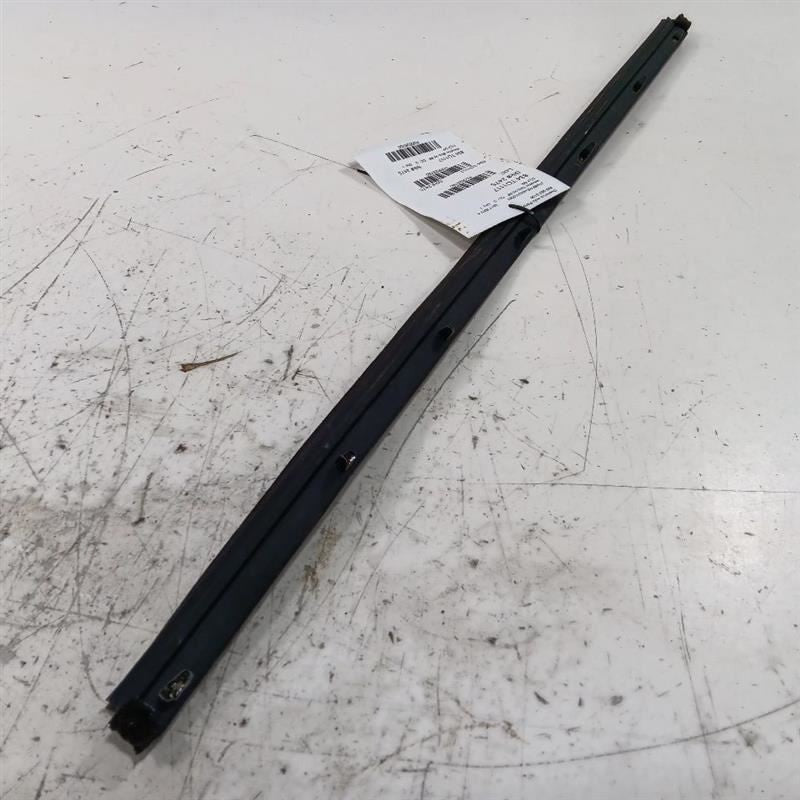 Toyota Rav 4 Right Front Weather Strip Interior  2015 2016 2017 2018