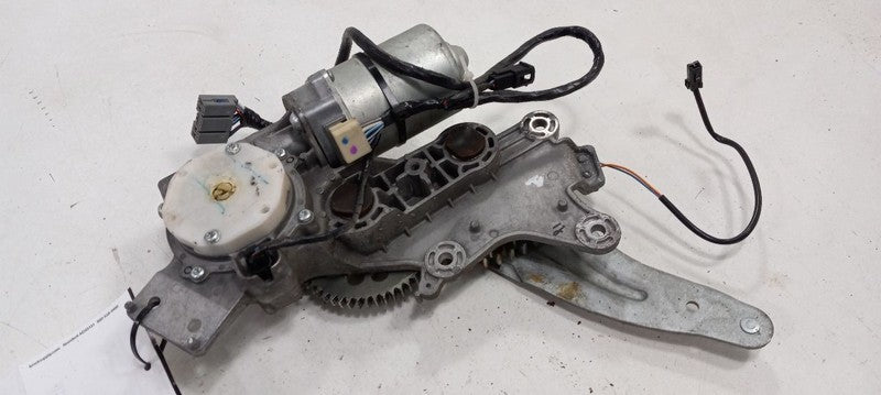 GMC Acadia Electric Door Motor 2012  OEM