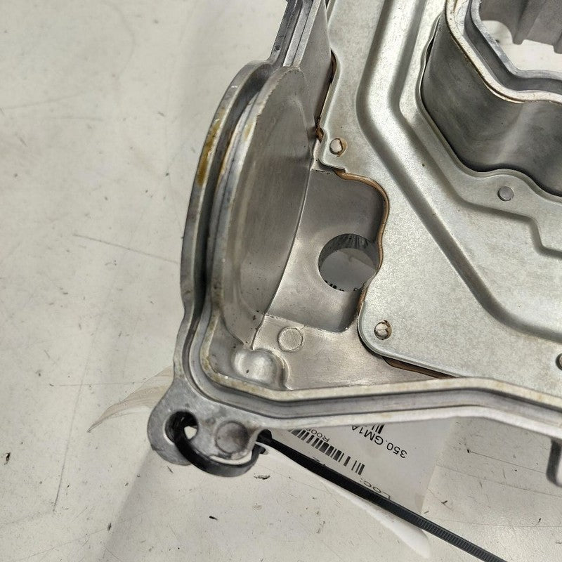 Chevy Volt Engine Cylinder Head Valve Cover  1.5 2016 2017 2018 2019