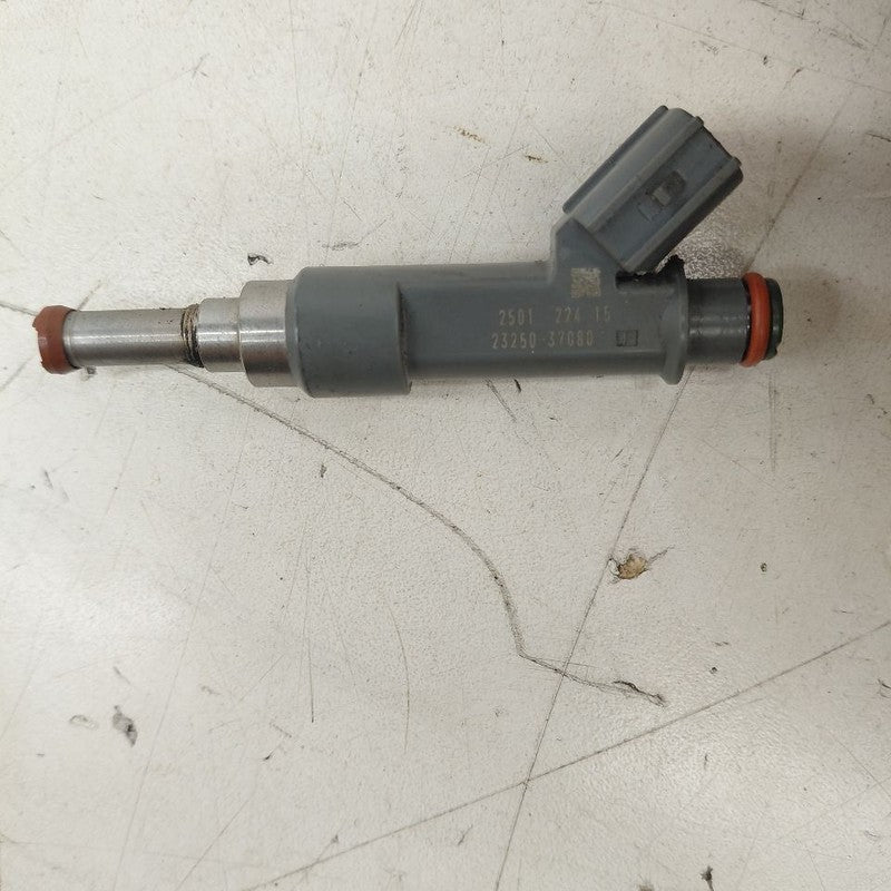 Fuel Injection Injector Fits 16-22 Toyota Prius