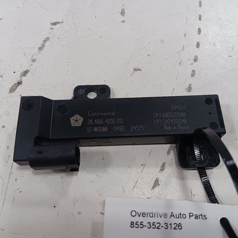 Jeep Compass Antenna Keyless Entry Module 68051315AB 2017 2018 2019 2020 2021