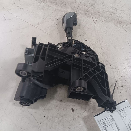 Ford Focus Transmission Gear Shifter  2018 2017 2016 2015 OEM