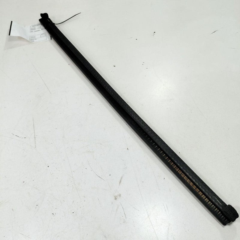Ford Edge Right Front Weather Strip Interior  2019 2020 2021 2022 2023