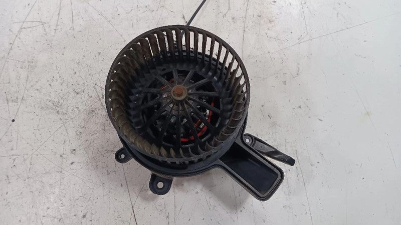 15920865 Blower Motor Rear ID 15920865 Fits 07-13 ESCALADE