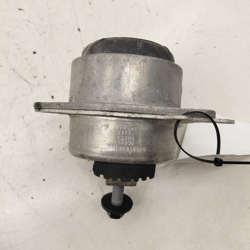 Alfa Romeo Stelvio Engine Motor Mount Left Driver  2018 2019 2020 2021