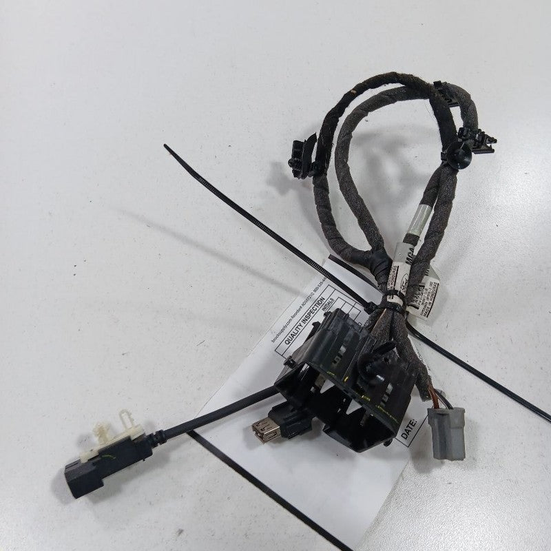 Ford Focus Center Console Wire Harness {F1FT15K857} 2018 2017 2016 201