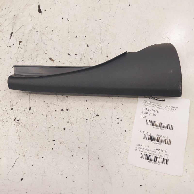 2018 Fiat 500 X Model Driver Left Front Lower Trim Floor Cover {735622