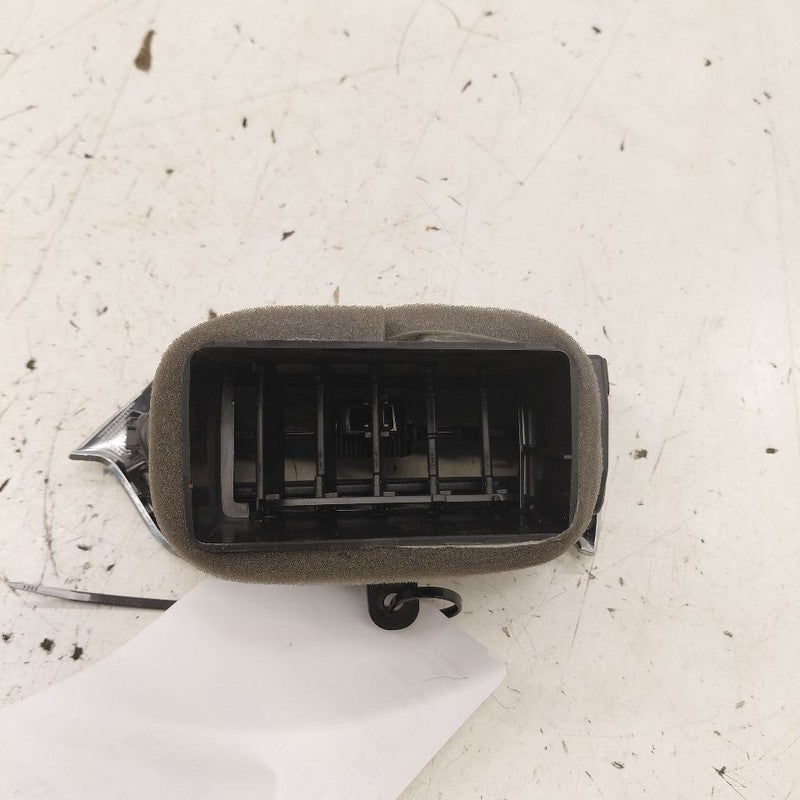 Chevy Equinox Dash Air Vent Right Passenger  2024 2023 2022