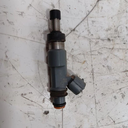 Fuel Injection Injector 2.5L Fits 15-17 Subaru Legacy OEM
