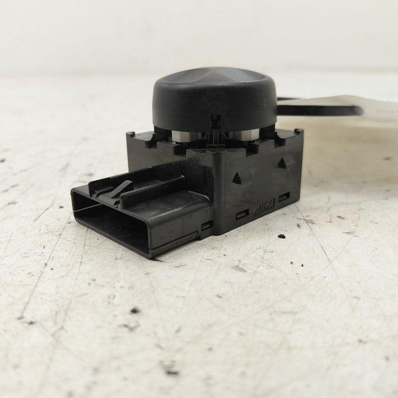Jeep Cherokee Passenger Right Side Seat Lumbar Switch {56046232AB} 201