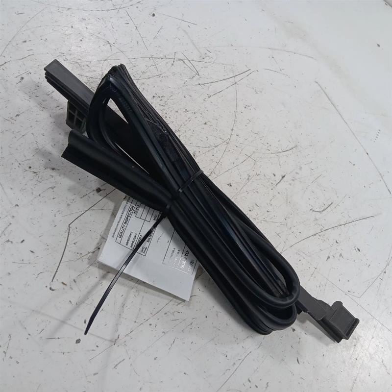 Kia Soul Door Glass Window Seal Rubber Right Passenger Rear Back  2017