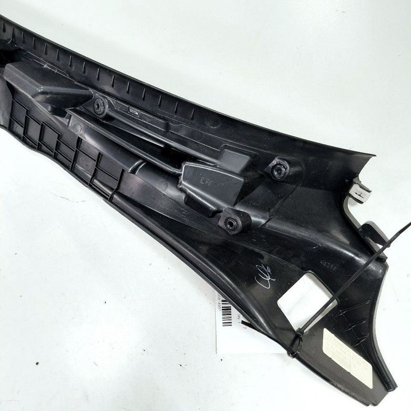 Chrysler 300 Sill Trim Plate Door Jam Threshold Left Driver Rear 2017 