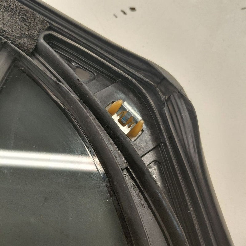 Passenger Right Rear Door Vent Glass Window  Fits 16-19 Chevy Volt