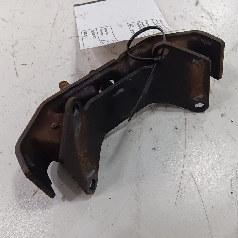 Subaru Outback Legacy Transmission Crossmember Support  2018 2017 2016