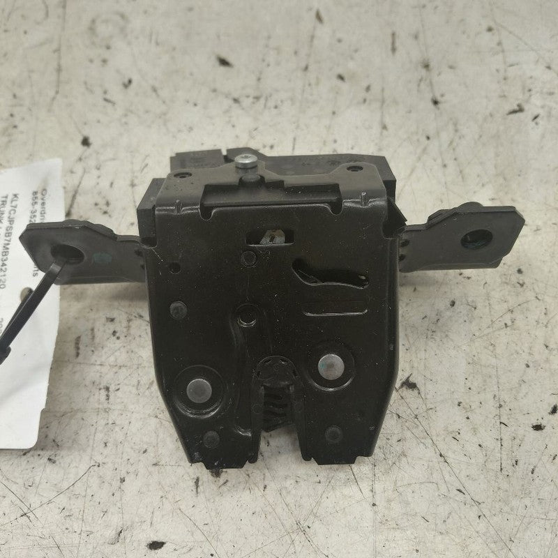 Chevy Trax Trunk Latch  2022 2021