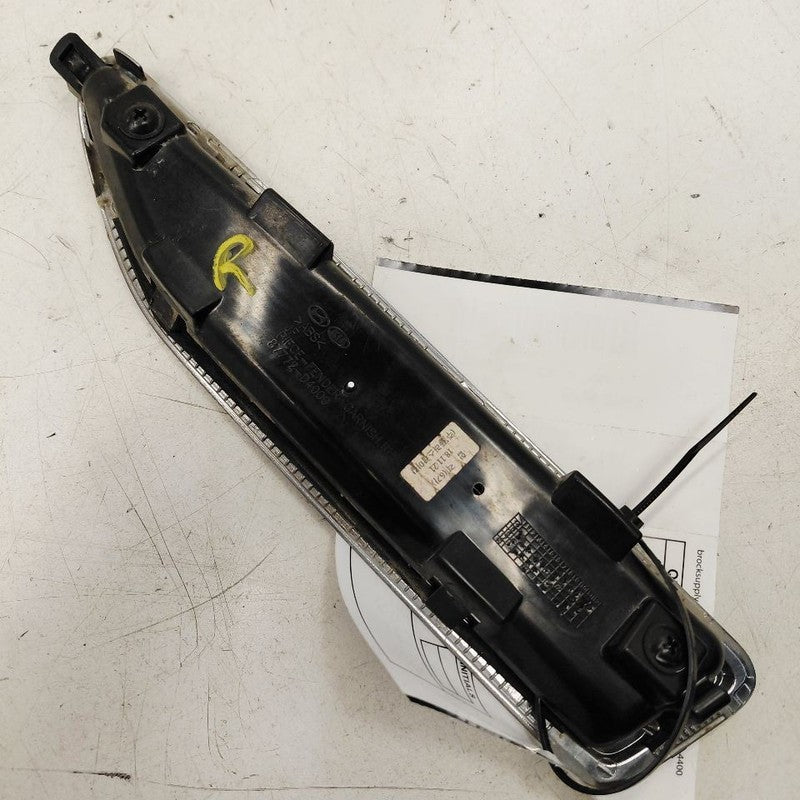 Kia Optima Passenger Right Fender Moulding Molding Trim Strip  2018 20