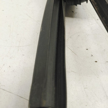Nissan Rogue Door Glass Window Seal Rubber Right Passenger Front  2017