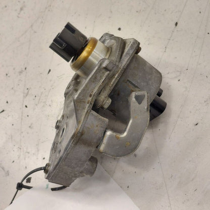 Mitsubishi Outlander   Engine Valve Lift Control {1864A001} 2018 2017 
