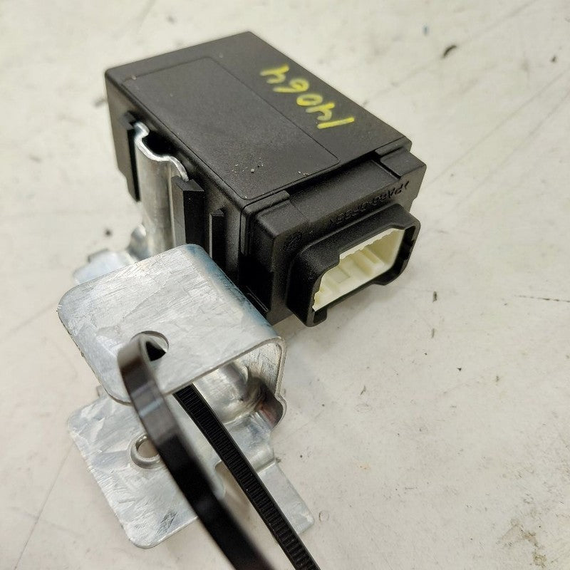 Theft-locking Gateway Control Module Fits 20-24 Nissan Kicks OEM