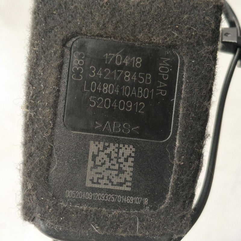 2018 Fiat 500 X Model Passenger Right Front Seat Belt Buckle Latch