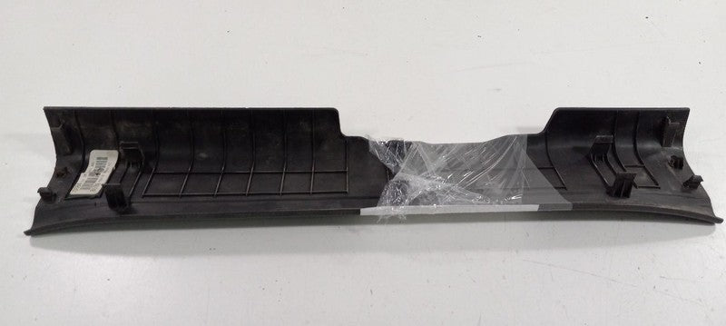 Hyundai Santa Fe Sill Trim Plate Door Jam Threshold Right Passenger Fr
