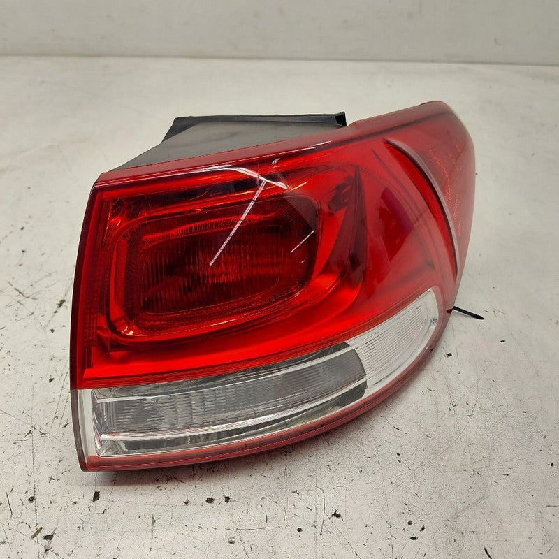 Passenger Right Rear Tail Light Brake Lamp Fits 16-18 Kia Sorento