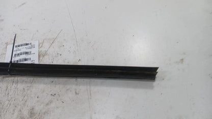Buick Encore Right Front Weather Strip Interior  2013 2014 2015 2016