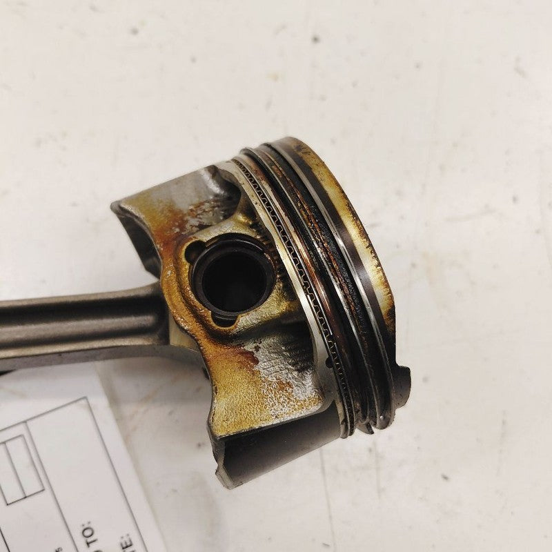 Chevy Volt Single Piston With Connecting Rod   1.5 2019 2018 2017 2016
