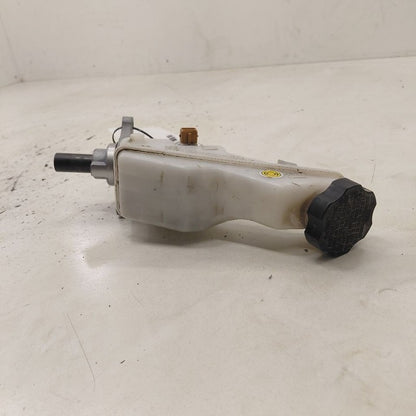 Brake Master Cylinder Fits 19-20 Hyundai Santa Fe