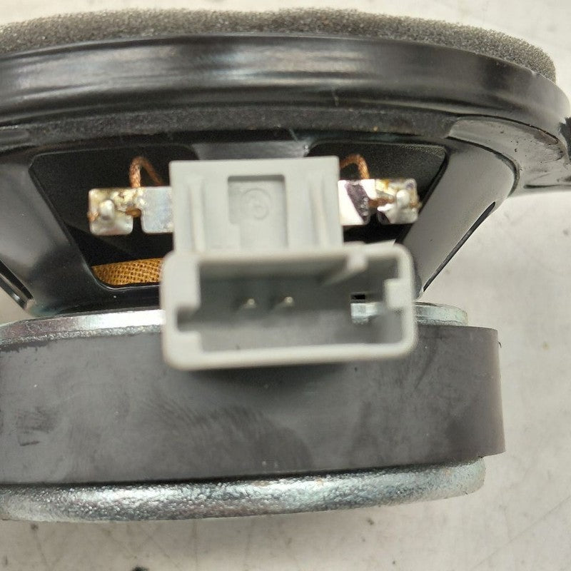 Cadillac CT6 Dash Speaker Center Middle  2018 2017 2016