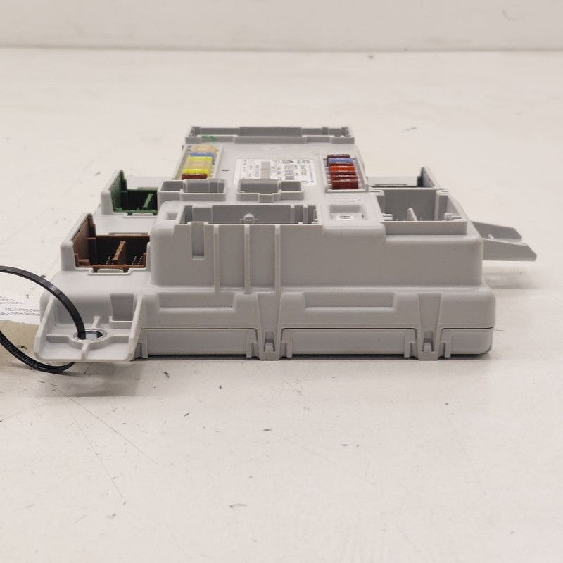 Alfa Romeo Stelvio Cabin Fuse Box Interior Inner Under Dash  2018 2019