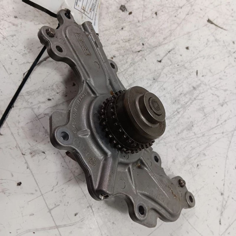 AT4Z8501B Coolant Water Pump 3.5L Without Turbo Fits 13-19 Ford Explorer