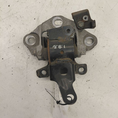 Mazda 6 Engine Motor Mount Left Driver  2.5 2016 2015 2014