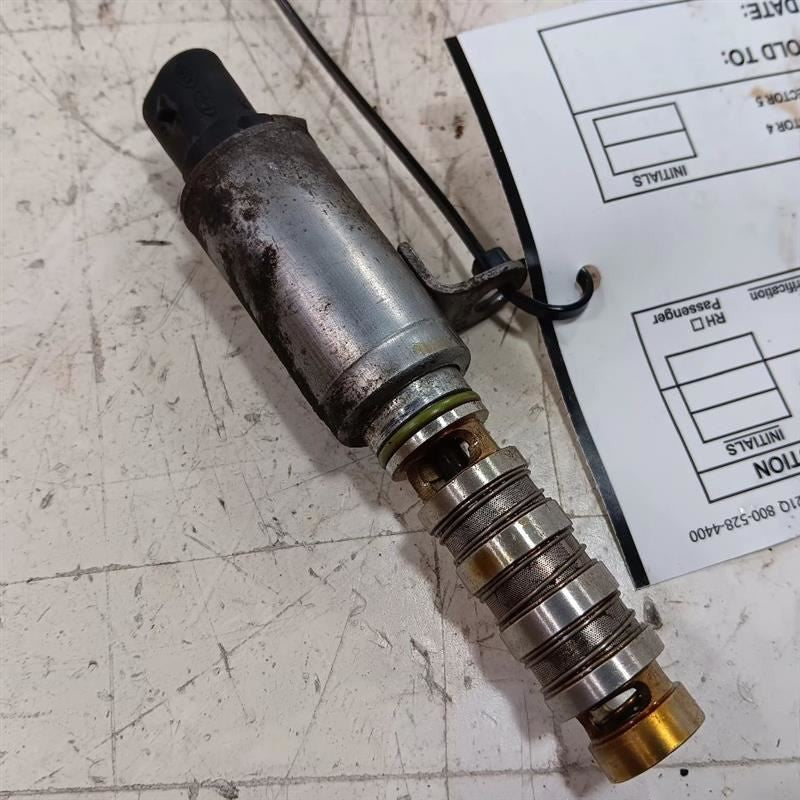 Kia Forte Variable Timing Oil Control Valve Solenoid Cylinder Head  1.8L 2014