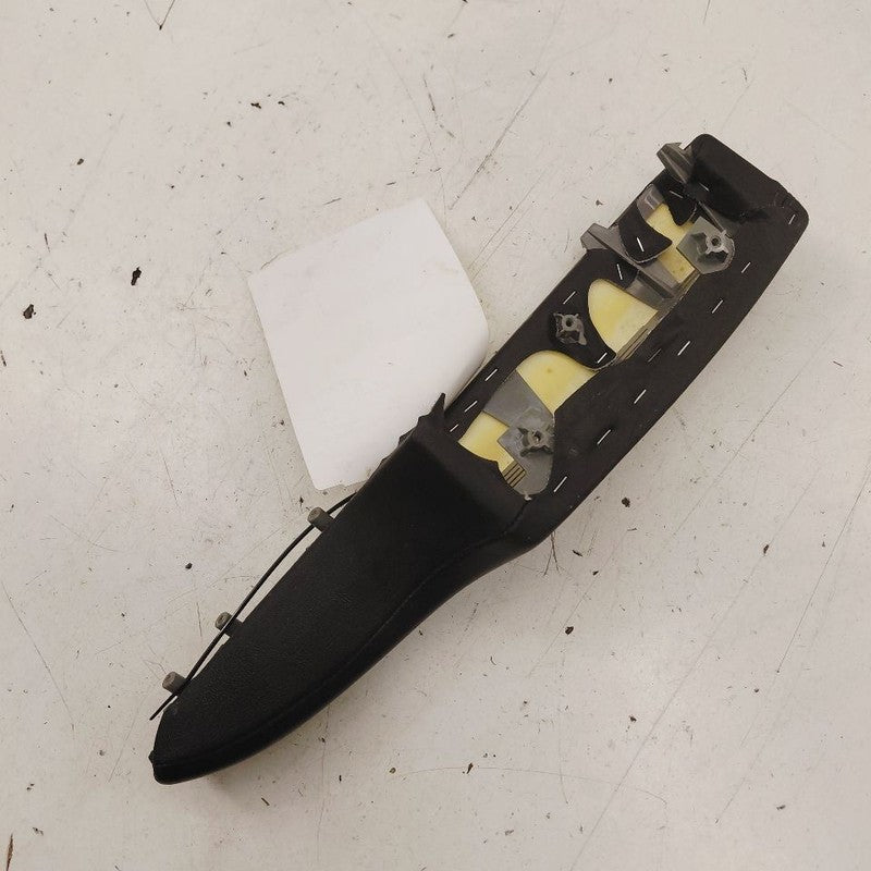 Chrysler 300 Passenger Right Front Door Arm Rest  2017 2018 2019