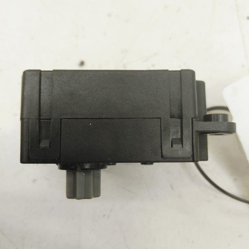 Cadillac XTS Flap Door Motor Heater AC Door Actuator      2016 2017 20