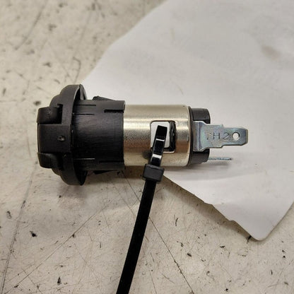 Kia Sorento 12V Power Port Socket  2018 2017 2016