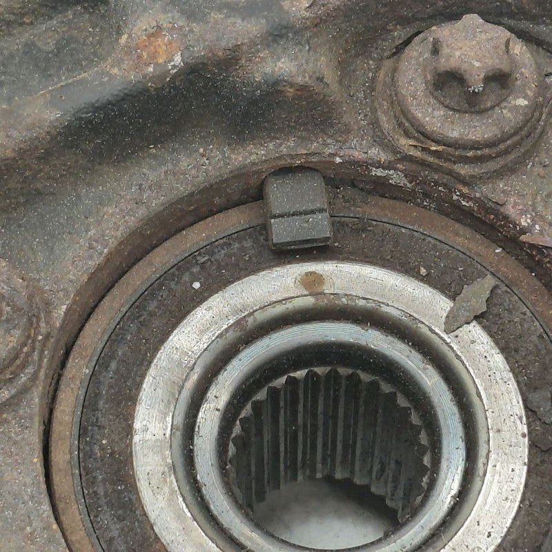 2018 Fiat 500 X Model Driver Left Front Spindle Knuckle Bearing Hub