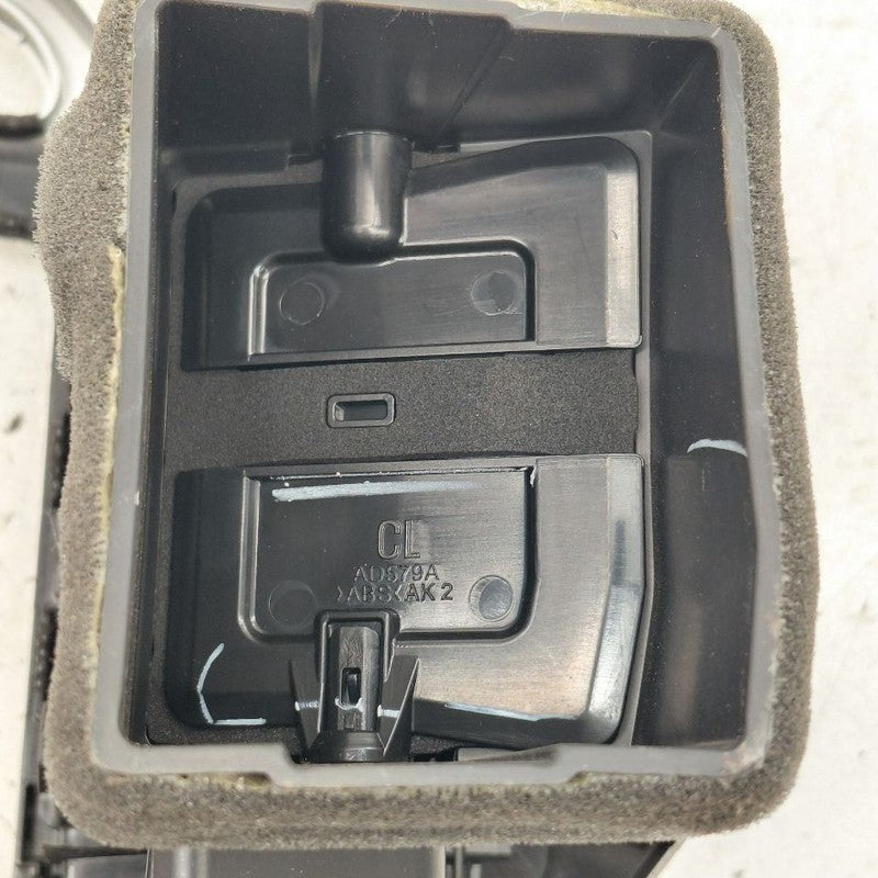 Kia Sorento Dash Air Vent Center Middle  2018 2017 2016