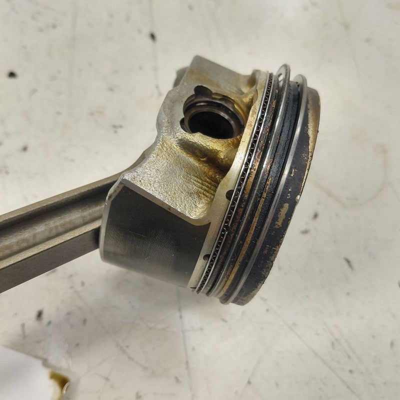 Chevy Volt Single Piston With Connecting Rod   1.5 2016 2017 2018 2019