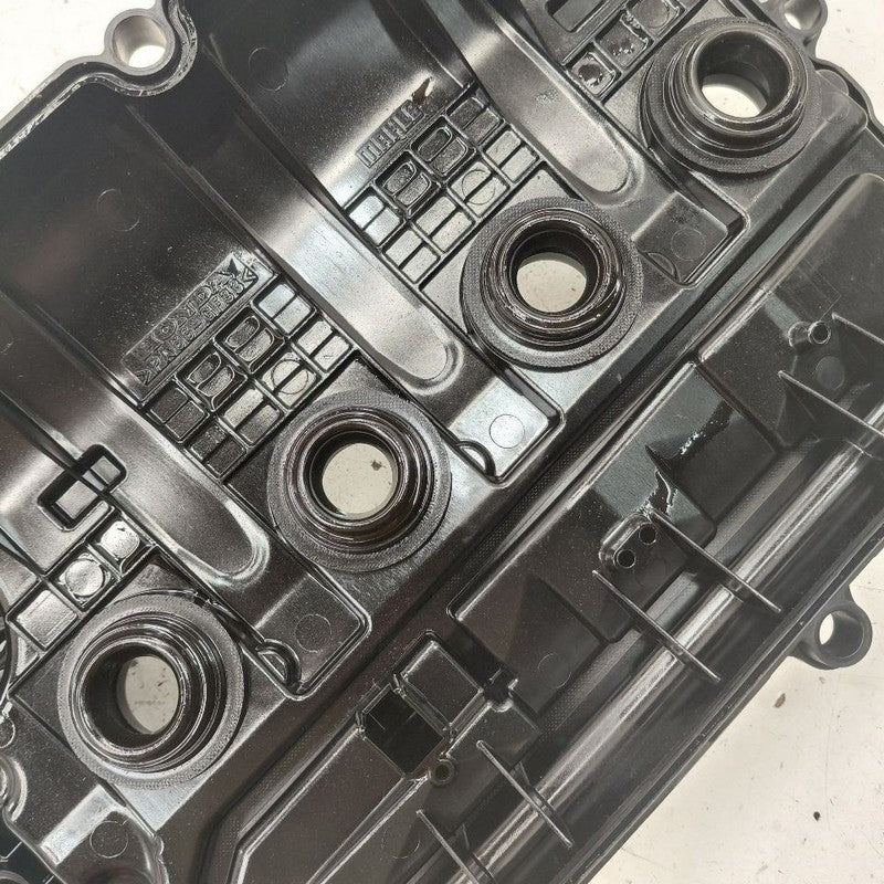 Honda Clarity Engine Cylinder Head Valve Cover  1.3 2018 2019 2020