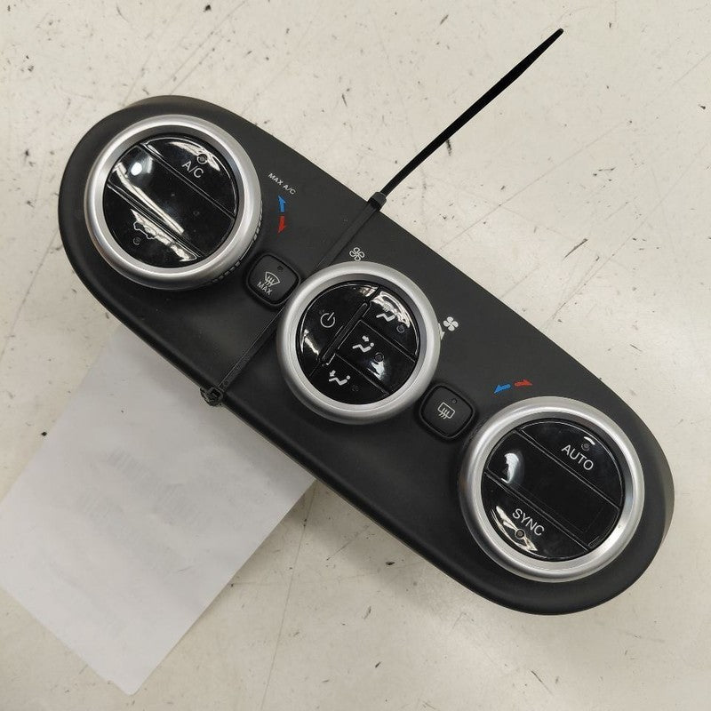 Dual Zone Temperature Control Heat Ac Switch 4 Door X Model Fits 16-17
