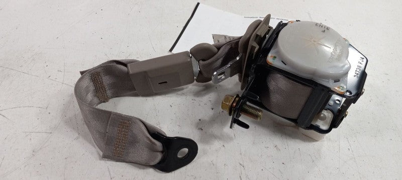 Hyundai XG350 Seat Belt Strap Retractor Center Middle Rear Back 2003 2