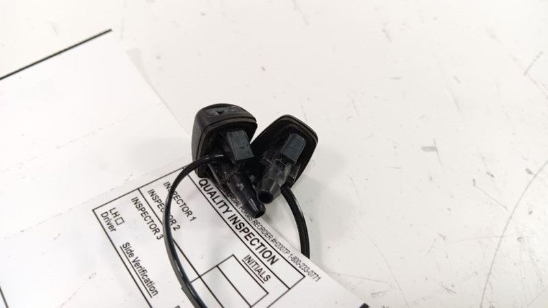Toyota Prius Windshield Washer Sprayers    2012 2013 2014 2015 OEM