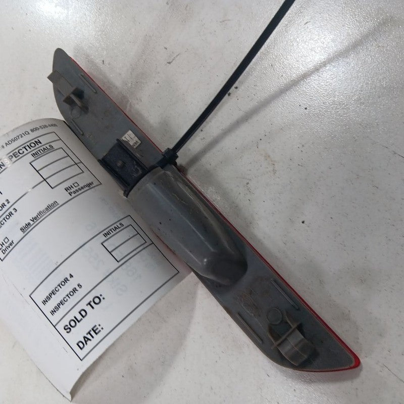 Ford Mustang Driver Left Rear Marker Light Lamp  2015 2016 2017