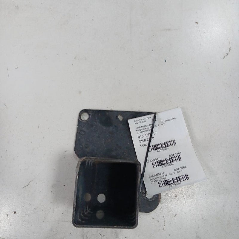 Jeep Cherokee Lower Front Bumper Mount Bracket Right Passenger Side  2015 2016 2