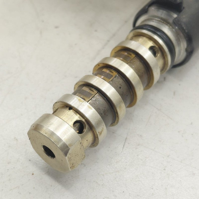 Hyundai Veloster Variable Timing Gear Oil Control Solenoid Cylinder He