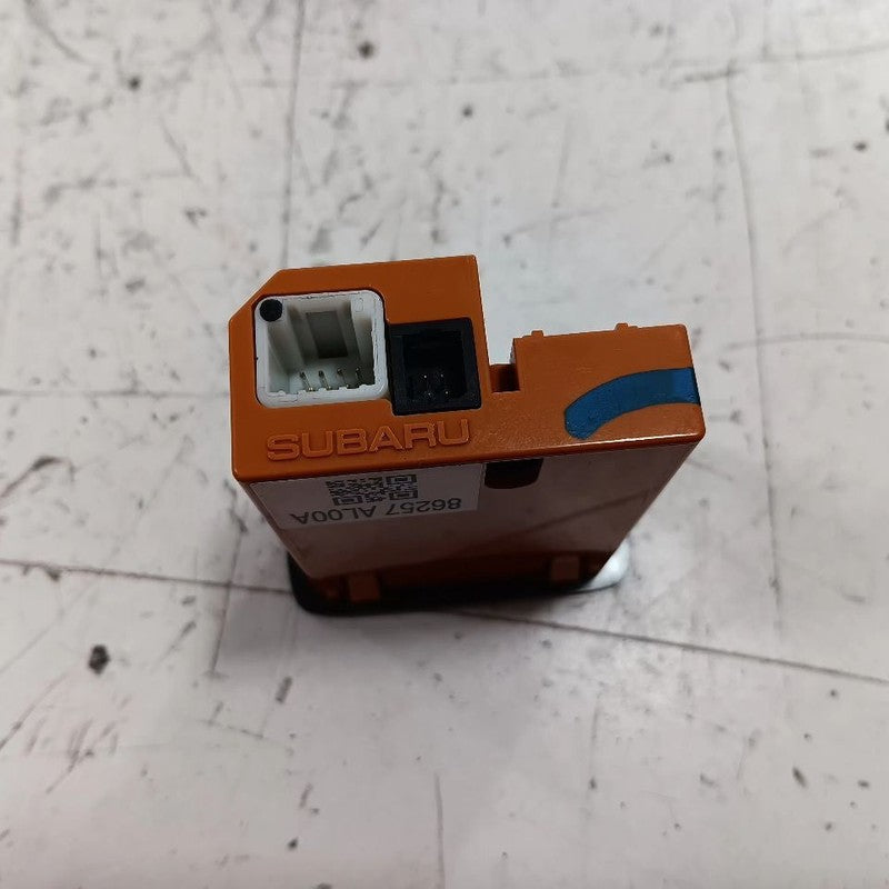Subaru Legacy Outback USB Plug In Hub Port  2015 2016 2017 OEM