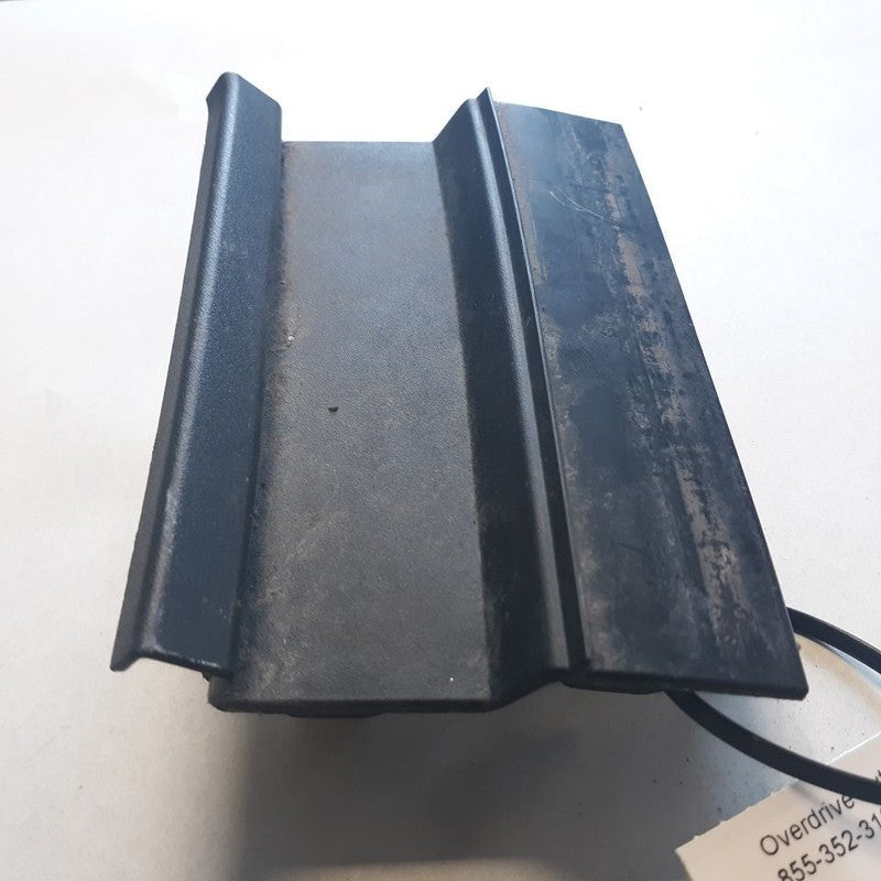 Nissan Versa Cowl Vent Panel Cover Trim {6686E5EF001} 2023 2022 2021 2020