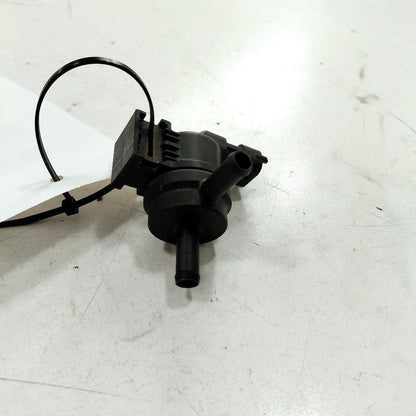 Hyundai Tucson Purge Valve {289102E000} 2.0 2016 2017 2018 OEM
